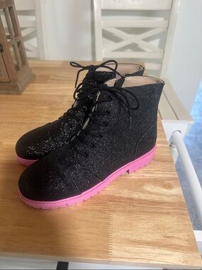 Glitter Lace-Up Ankle Boots with Pink Sole - Women